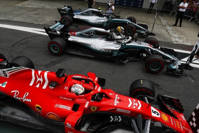 法拉利绝杀梅赛德斯，阿隆索带队取胜