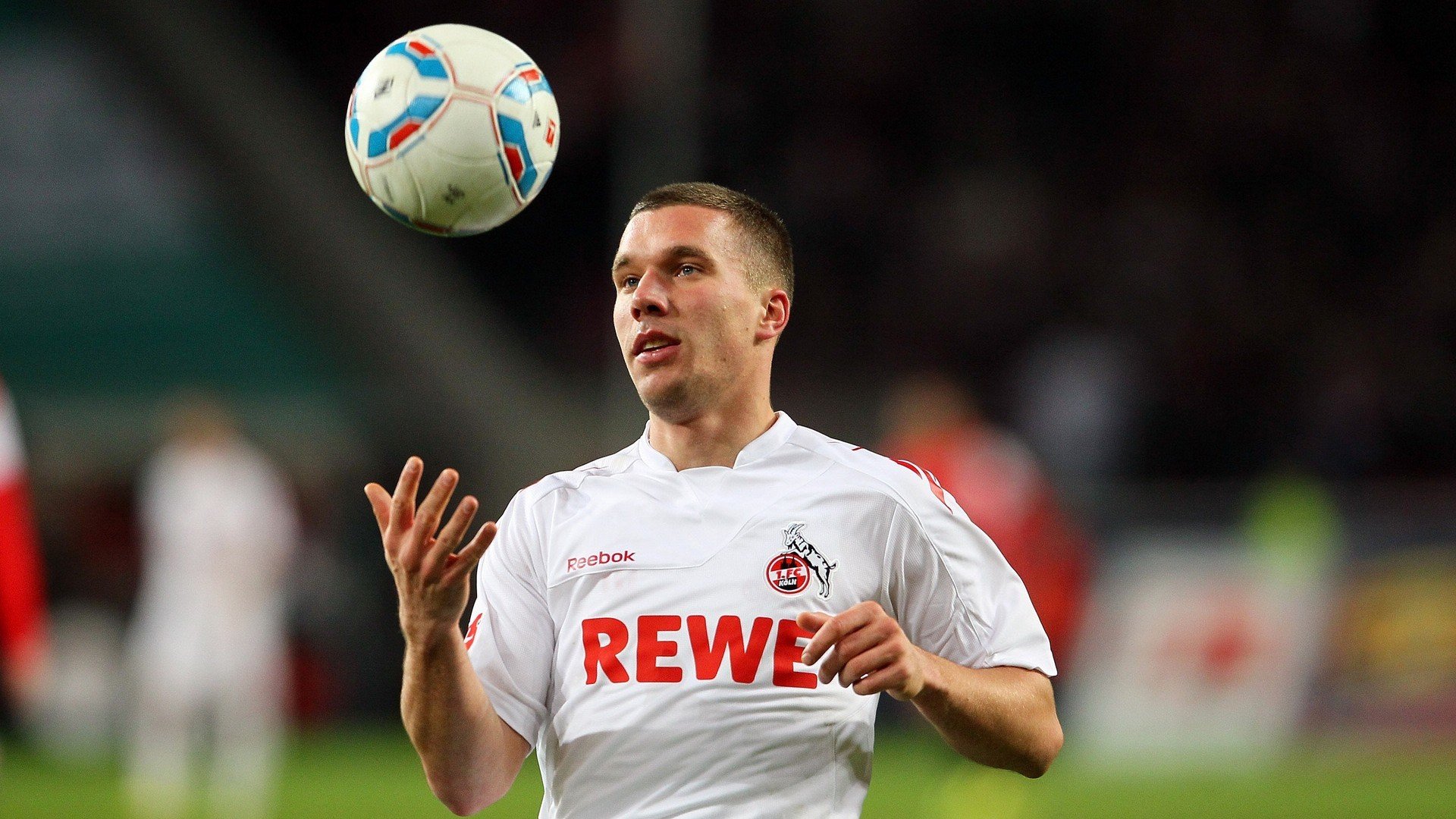 从陨落神童到关键舞者,厄德高在奥运周期关键战之夜的自我救赎